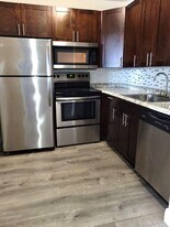 2711 Vandiver Dr in West Palm Beach, FL - Building Photo