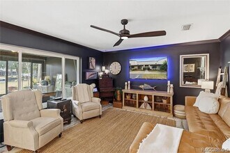 1637 SE Paradise Cir in Crystal River, FL - Building Photo - Building Photo