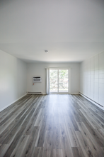 200 Marlene Ct-Unit -04 in Wauconda, IL - Building Photo - Building Photo