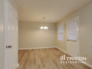 645 Dillon Dr in Douglasville, GA - Building Photo - Building Photo