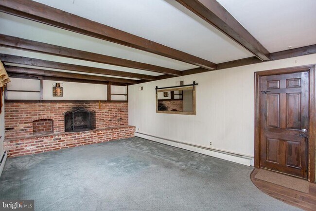 415 New Rd in Southampton, PA - Foto de edificio - Building Photo