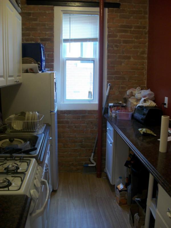 28 Edgerly Rd, Unit 201 in Boston, MA - Foto de edificio - Building Photo