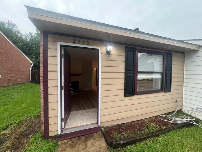 property at 2510 Mar Ct