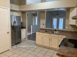 4034 E Covina St in Mesa, AZ - Foto de edificio - Building Photo