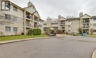 725 Deveron Crescent in London, ON - Building Photo