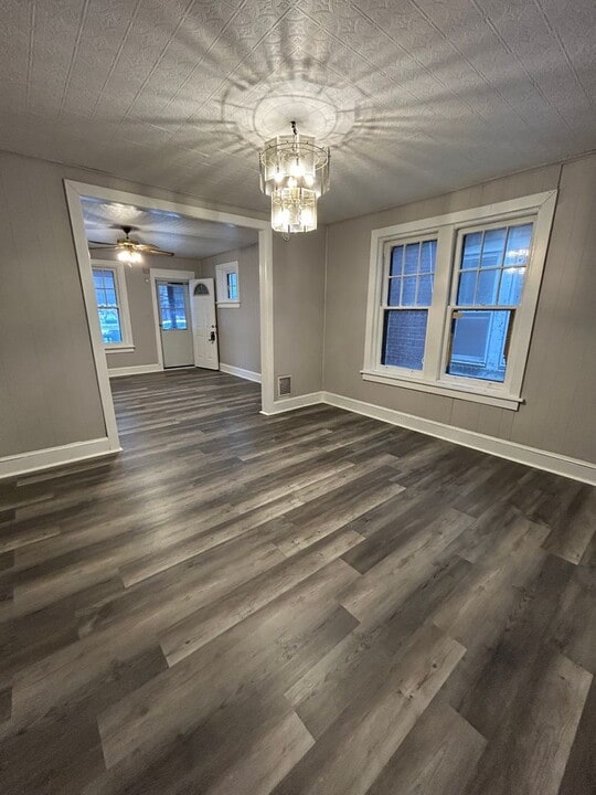 437 Walnut Ave in Trenton, NJ - Building Photo