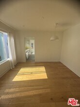 8263 4th St in Los Angeles, CA - Building Photo - Building Photo