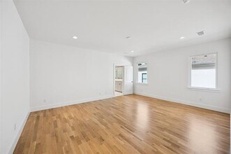 5638 Winton St in Dallas, TX - Building Photo - Building Photo