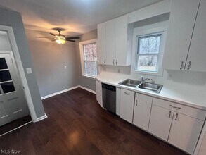 4843 Westbourne Rd in Lyndhurst, OH - Building Photo - Building Photo