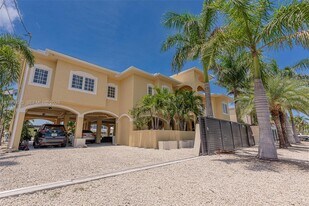 30825 Ortega Ln in Big Pine Key, FL - Building Photo