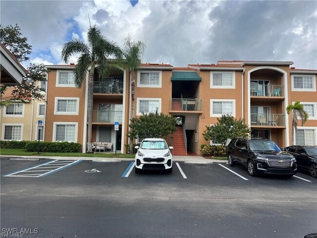 property at 1210 Wildwood Lakes Blvd