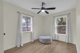 332 Thomas Rd in Azle, TX - Building Photo - Building Photo