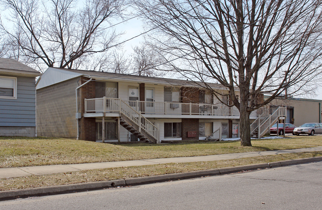 1174 Chandler Ave in Akron, OH - Building Photo