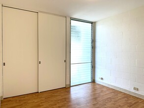 3151 Monsarrat Ave in Honolulu, HI - Building Photo - Building Photo