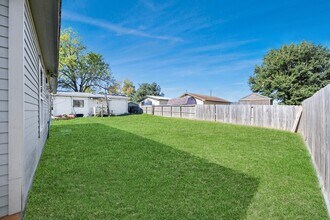 164 Goldenrod in Livingston, TX - Building Photo - Building Photo
