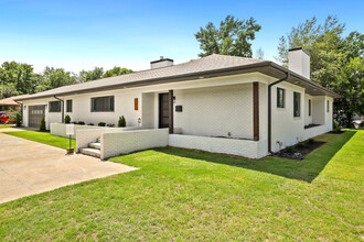 702 Shipley St in Springdale, AR - Building Photo - Building Photo