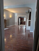 2409 McElderry St in Baltimore, MD - Foto de edificio - Building Photo