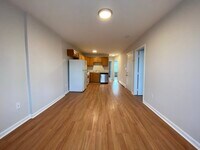 92 Hammond St photo'