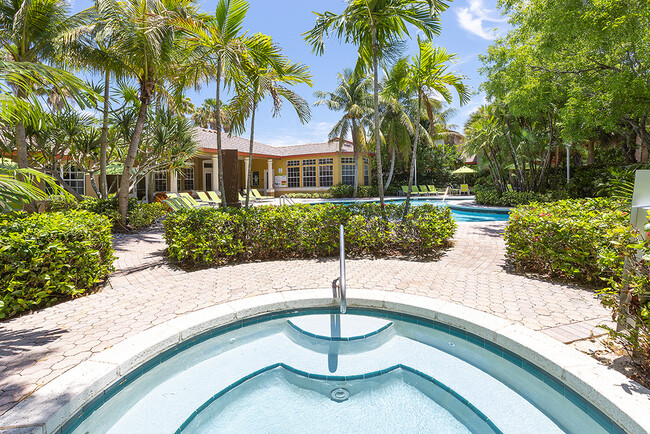 Villas of Juno in Juno Beach, FL - Foto de edificio - Building Photo