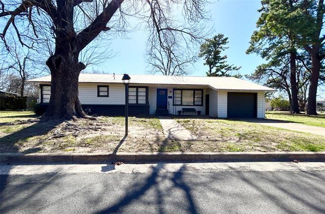 property at 210 Spence St E