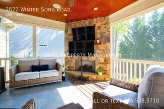 2822 Winter Song Rd in Raleigh, NC - Building Photo - Building Photo