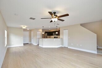 3811 Gliding Pl in Sanford, FL - Building Photo - Building Photo