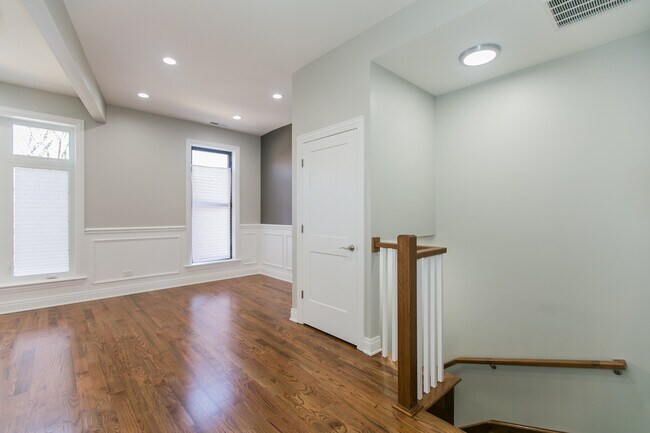 3249 W Pierce Ave in Chicago, IL - Building Photo - Building Photo
