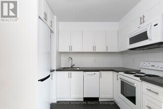 485 Huron St in Toronto, ON - Building Photo - Building Photo