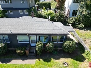 13-15 SW Bancroft St, Unit 15 in Portland, OR - Building Photo - Building Photo