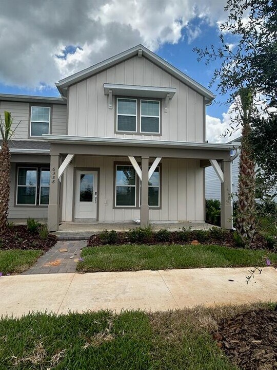 6388 Tabebuia Pkwy in Winter Garden, FL - Building Photo