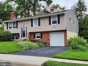 2622 Boxwood Dr in Wilmington, DE - Building Photo - Building Photo