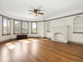 5352 W Sunnyside Ave, Unit 2 in Chicago, IL - Foto de edificio - Building Photo