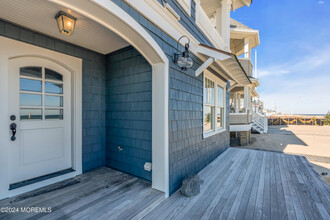 289 Beach Front in Manasquan, NJ - Building Photo - Building Photo