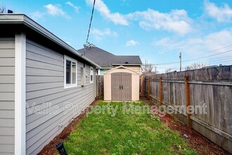 1130 14th St NE in Salem, OR - Building Photo - Building Photo