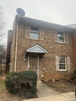 4576 Golf Vista Cir in Decatur, GA - Building Photo