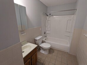 15 W Main St-Unit -3N in Ansonia, CT - Building Photo - Building Photo