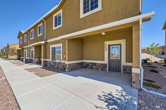 7523 Sand Lake Heights in Colorado Springs, CO - Building Photo - Building Photo