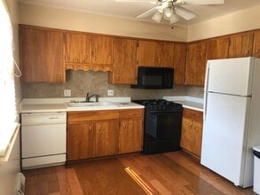 106 E 2nd St in Milan, MI - Building Photo - Building Photo