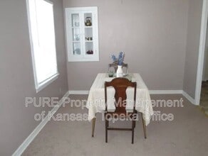 600 SW Warren Ave in Topeka, KS - Building Photo - Building Photo