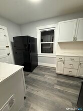 36 Carver St in Bridgeport, CT - Building Photo - Building Photo
