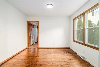 134 Osborne St in Danbury, CT - Building Photo - Building Photo
