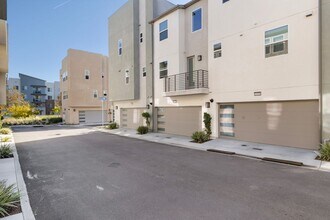 10406 Adamson Wy in San Diego, CA - Building Photo - Building Photo