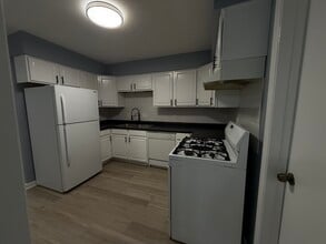 44 N King Arthur Ct in Northlake, IL - Foto de edificio - Building Photo