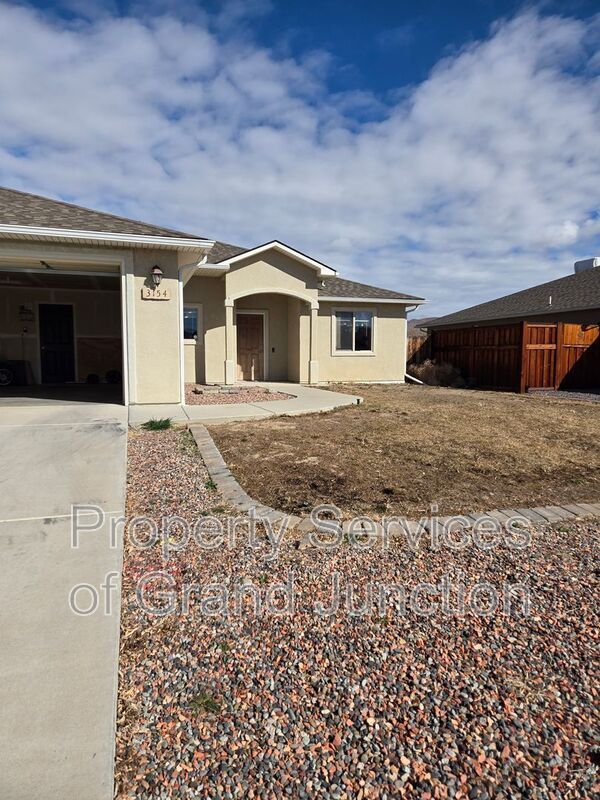 property at 3154 Glendam Drive