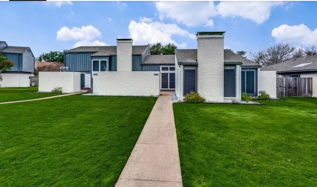 property at 210 Trellis Pl