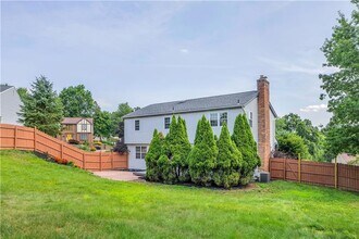 10191 Sudberry Dr in Wexford, PA - Building Photo - Building Photo