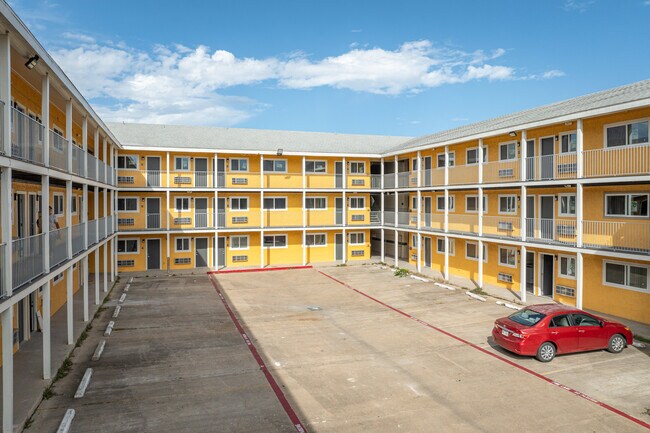 Siegel Suites Houston in Houston, TX - Foto de edificio - Building Photo