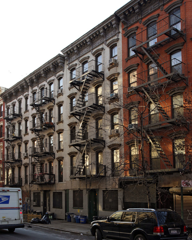 157 Stanton St in New York, NY - Building Photo - Building Photo