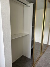 10413 Western Ave, Unit 102 in Downey, CA - Building Photo - Building Photo