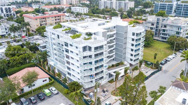 1100 100th St in Bay Harbor Islands, FL - Building Photo